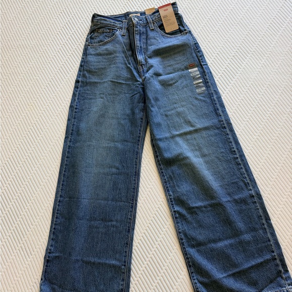 Levi's Women's Blue Wide Leg Jeans - Picture 5 of 5